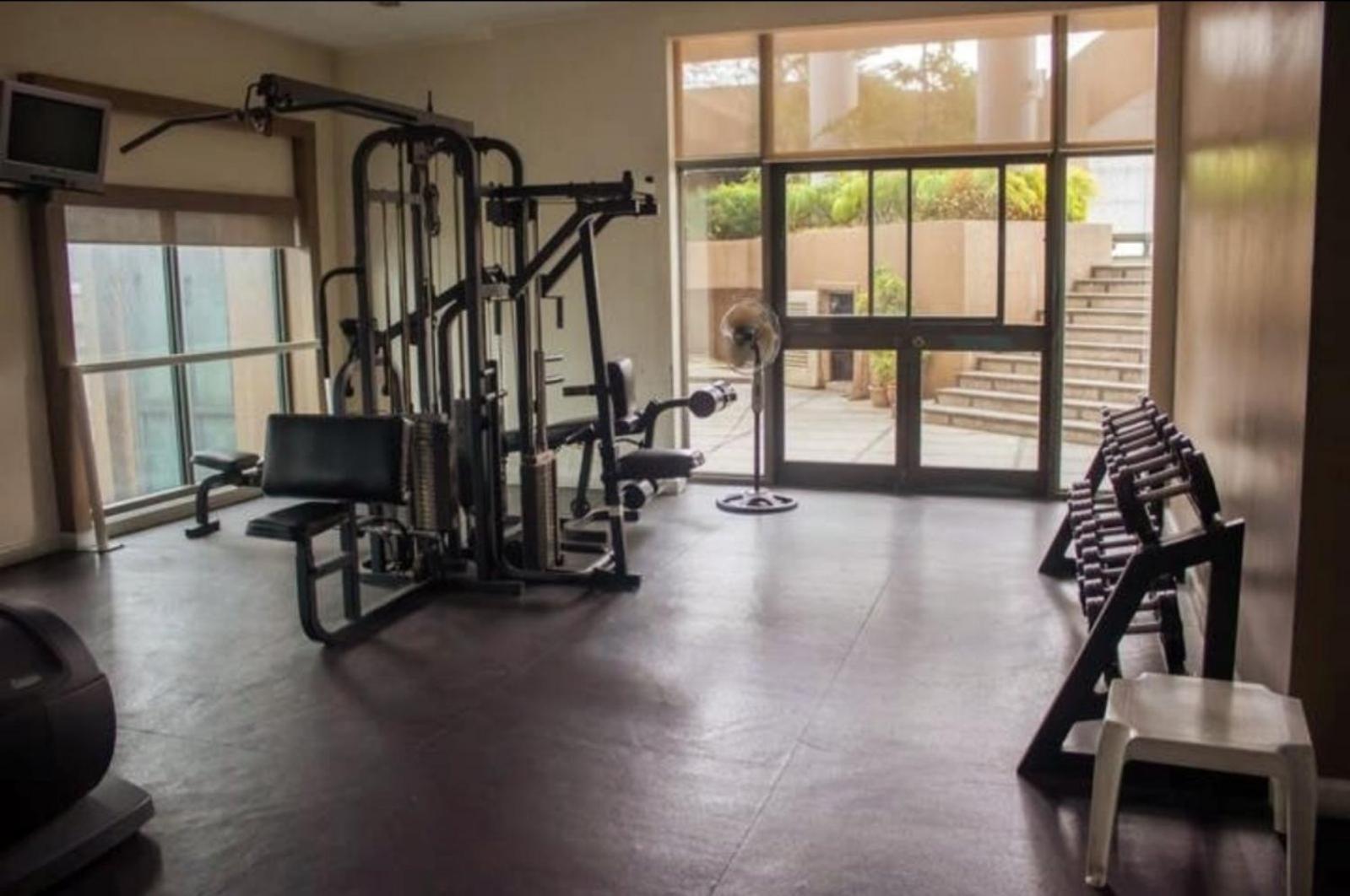 West Of Ayala 4* Manila