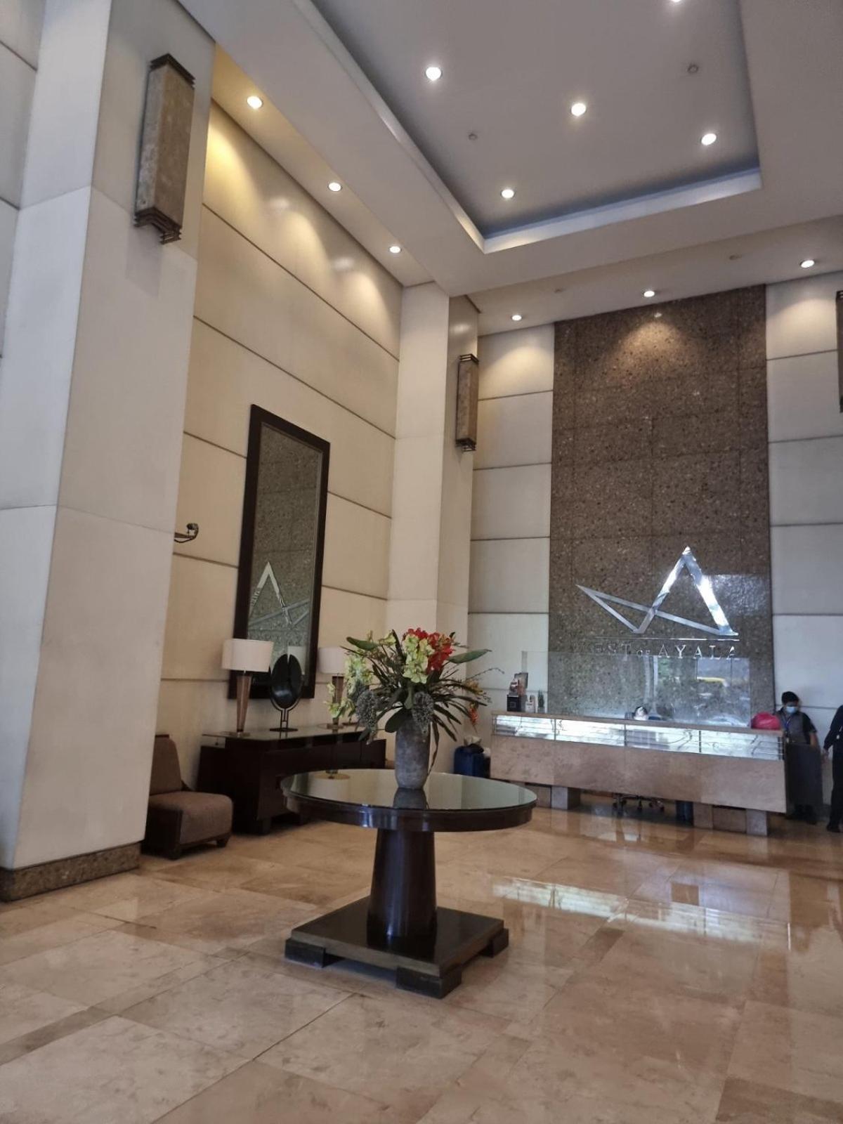 Hotel West Of Ayala