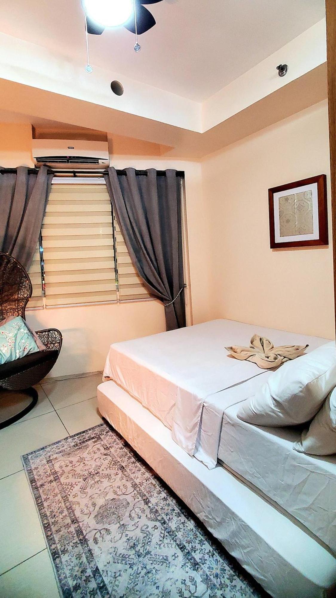 Urban Retreat At Shell Residences With Netflix 300mbps Wifi Manila