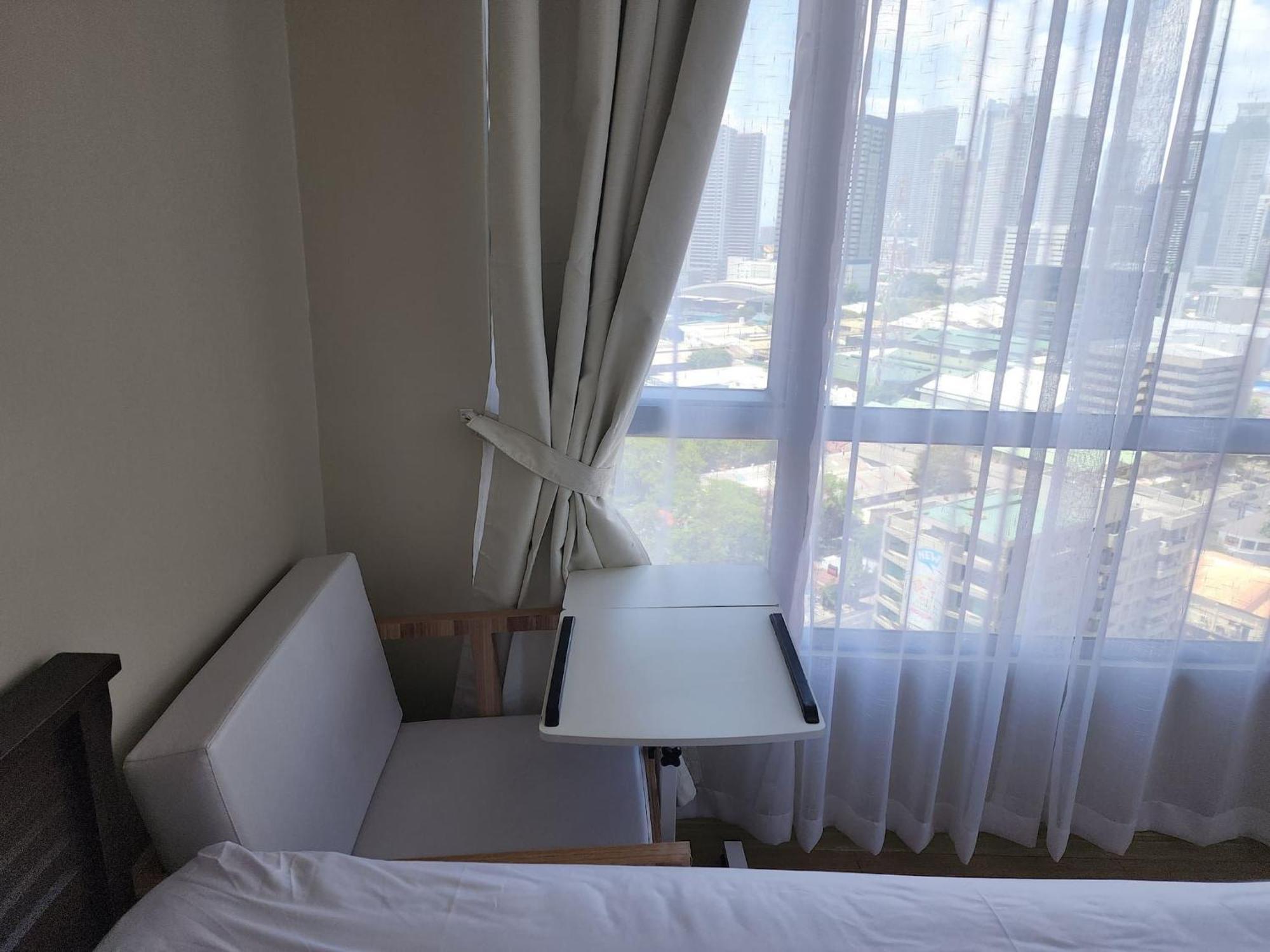 Cozy 1br In Mandaluyong With Skyline View *