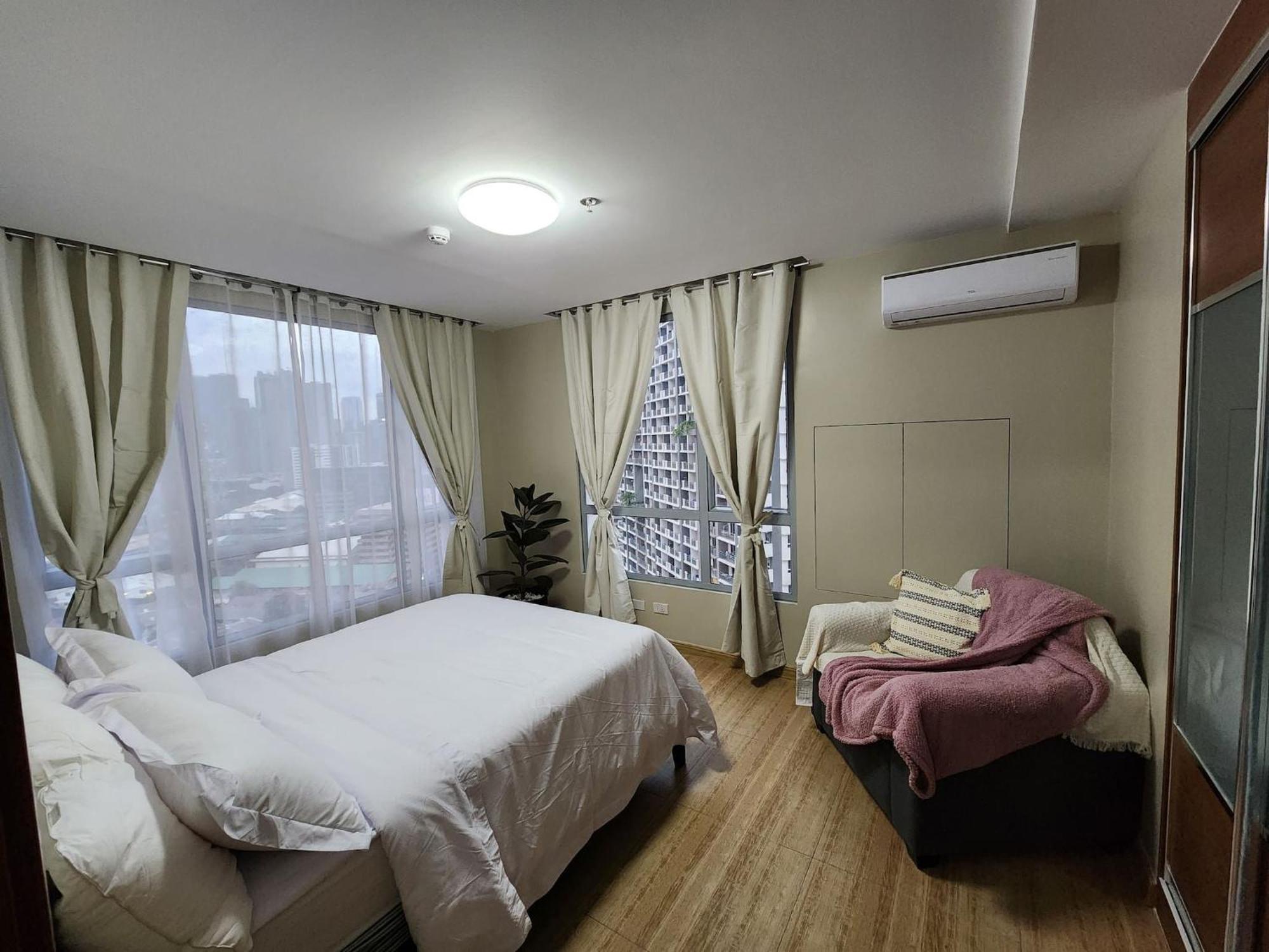 Cozy 1br In Mandaluyong With Skyline View * Manila