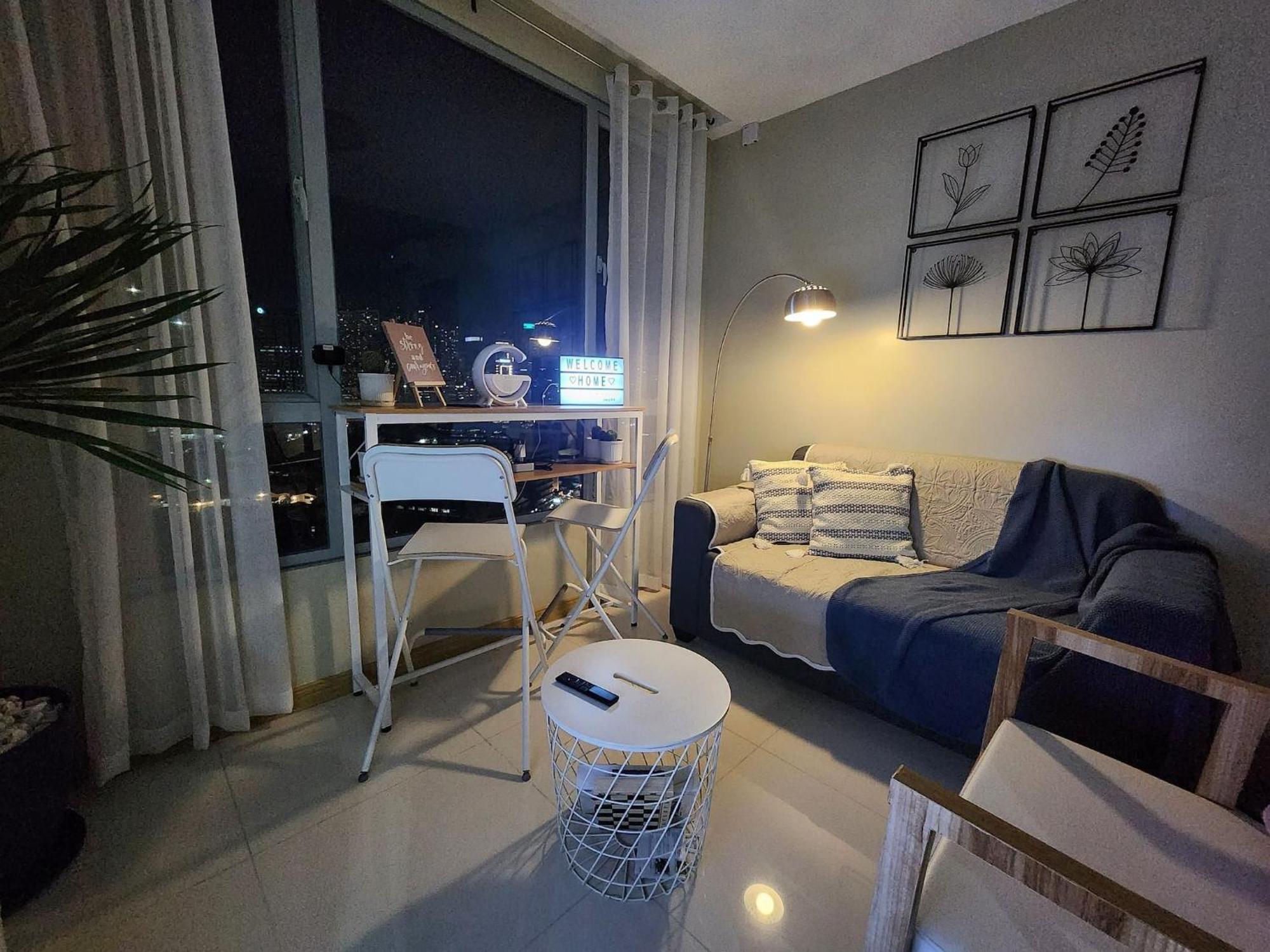Cozy 1br In Mandaluyong With Skyline View Manila