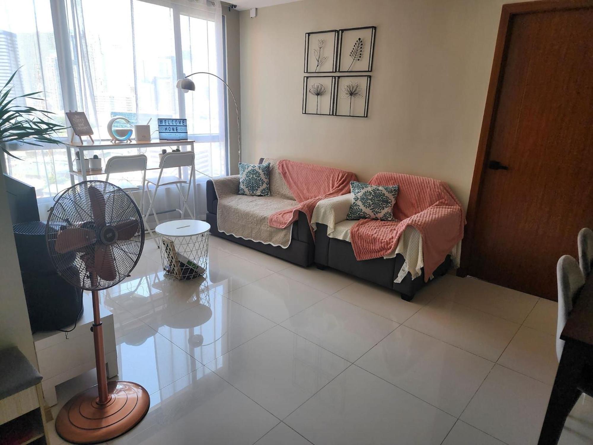 Cozy 1br In Mandaluyong With Skyline View *
