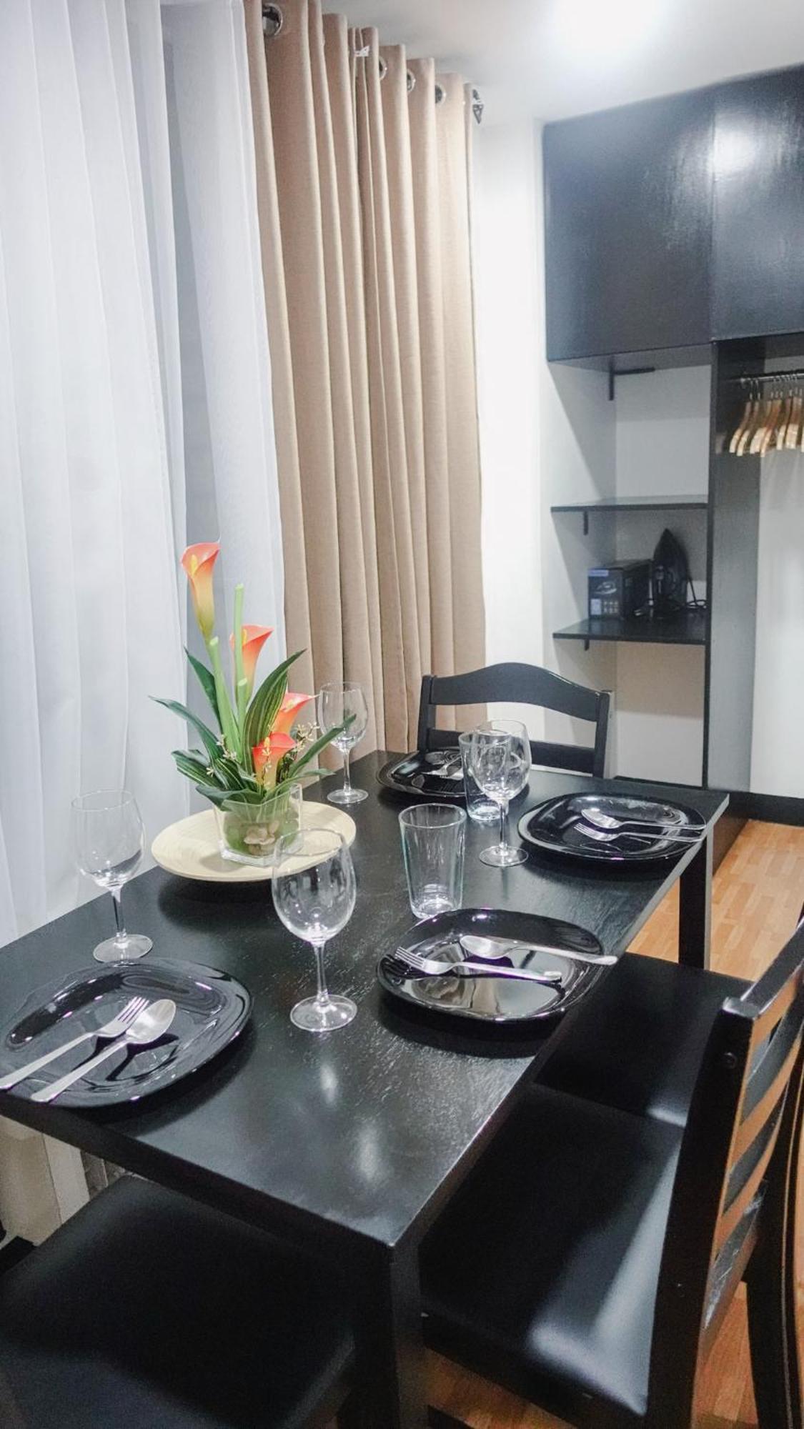 Group For 6 With 3 Bunk Beds, Kitchen, Wi-fi & Netflix, Near Mrt Boni *
