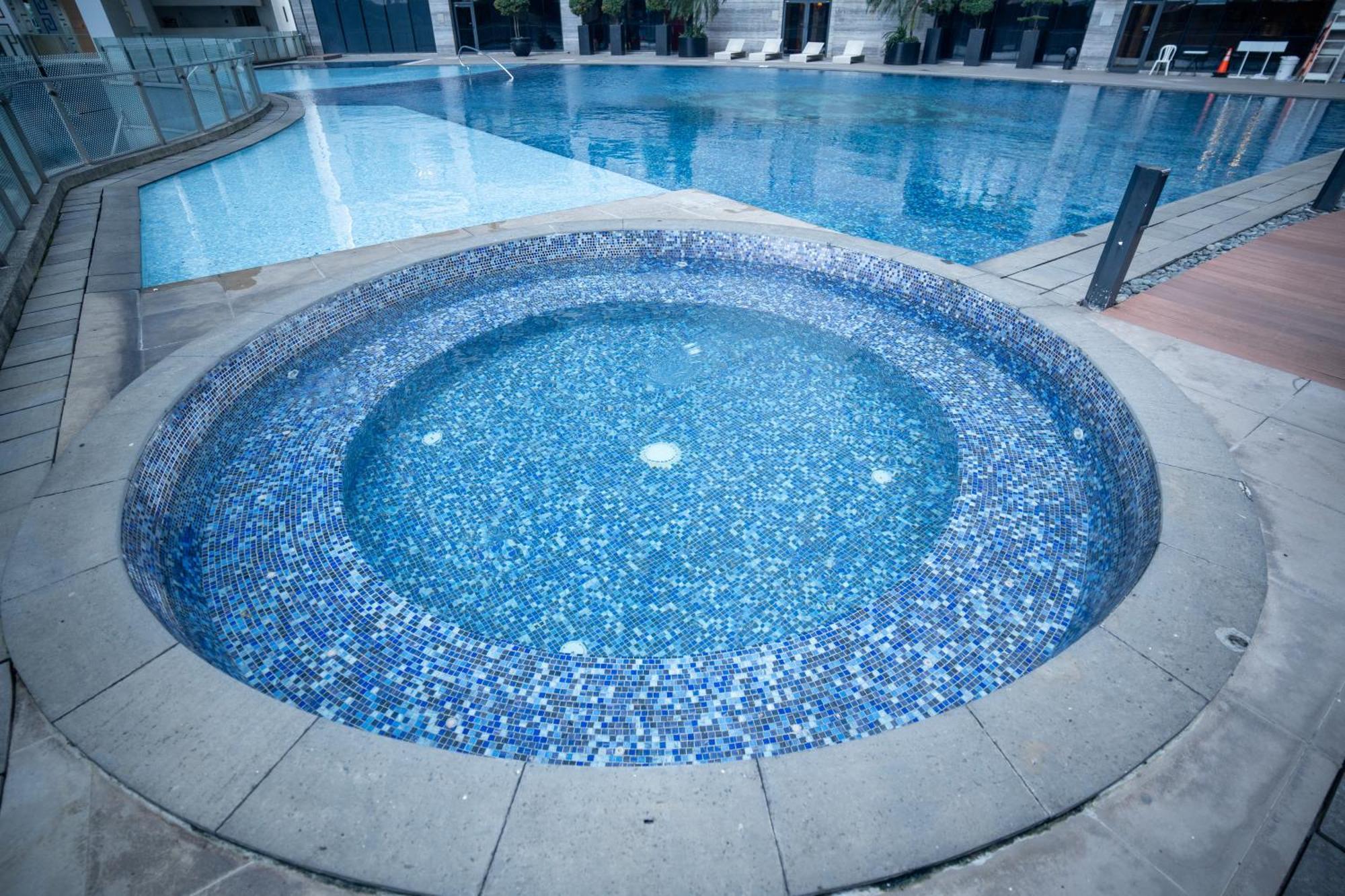 Guest house Elite Pod Manila