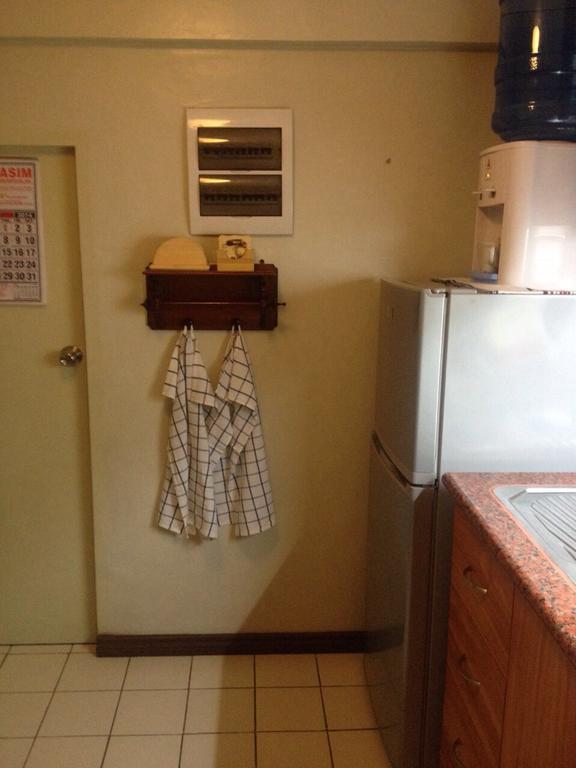 California Garden Square Apartment Manila