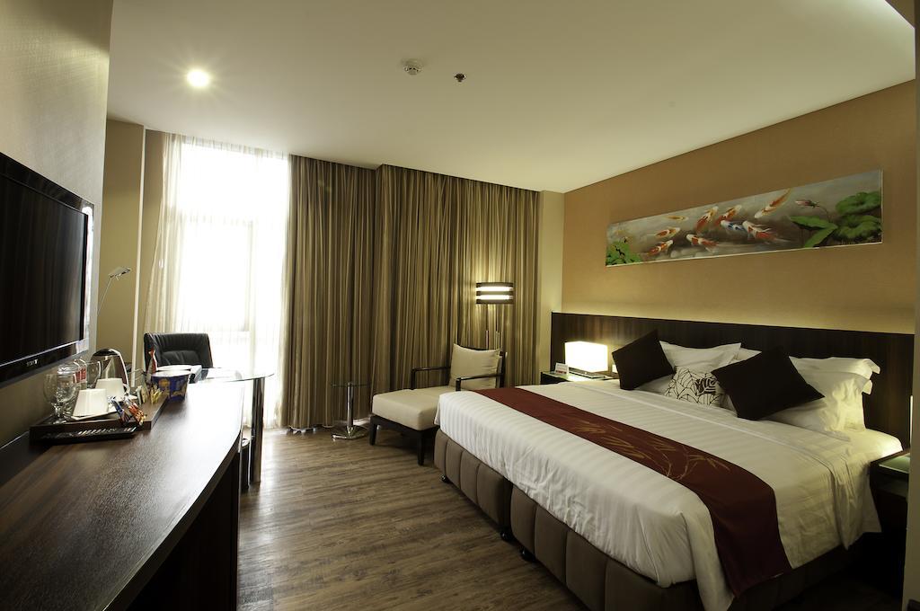 Hotel Ramada By Wyndham 4*