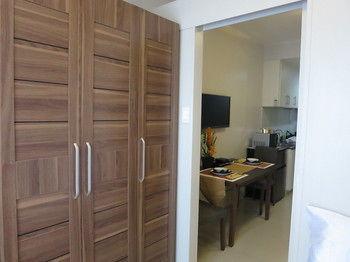 Iecasa At Sea Residences Serviced Hotel Manila