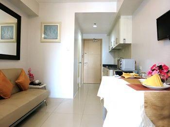 Iecasa At Sea Residences Serviced * Manila