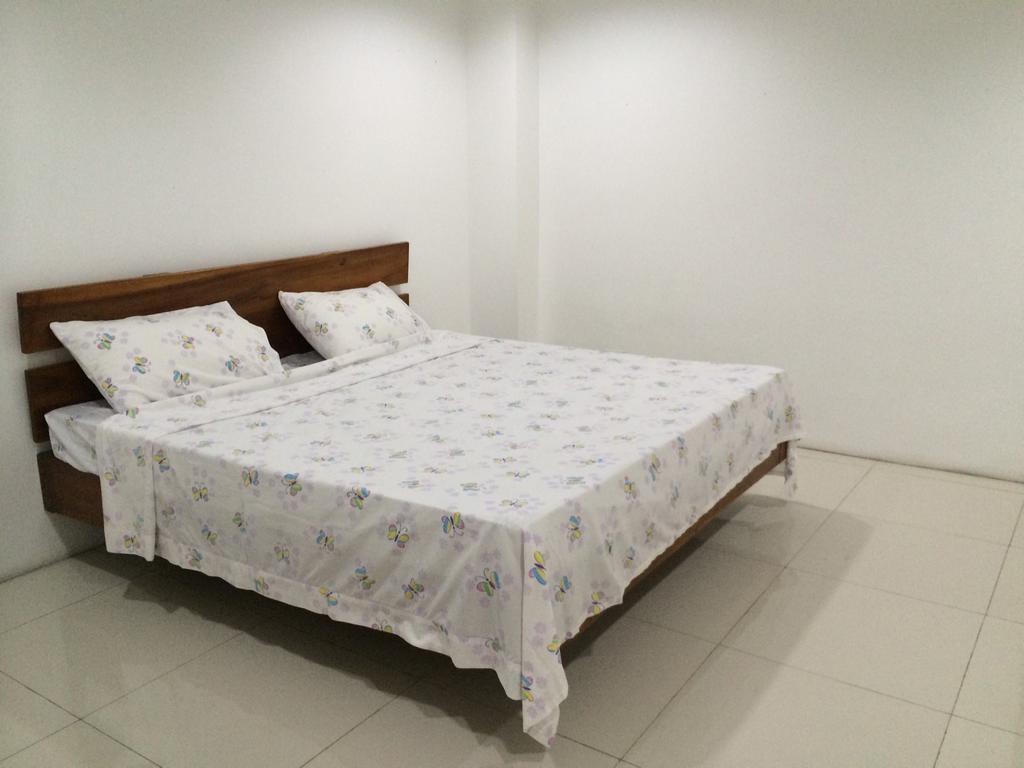 Hostel Just Beds Apartelle *