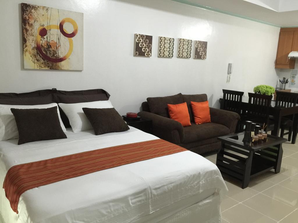 Mch Suites At Robinson's Place Residences