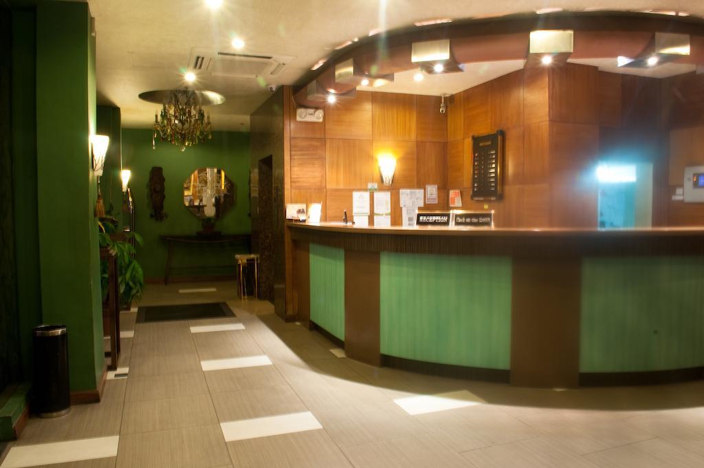 Pearl Lane 2*