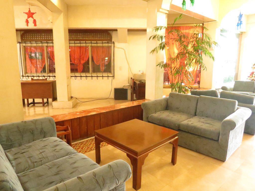 Garden Plaza And Hotel Manila