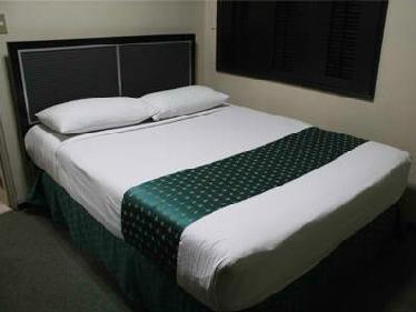 Ralph Anthony Aparthotel Manila