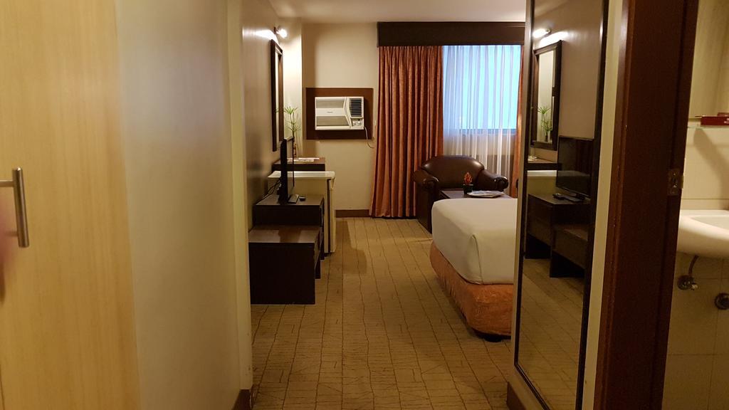 Hotel Riviera Mansion 3*