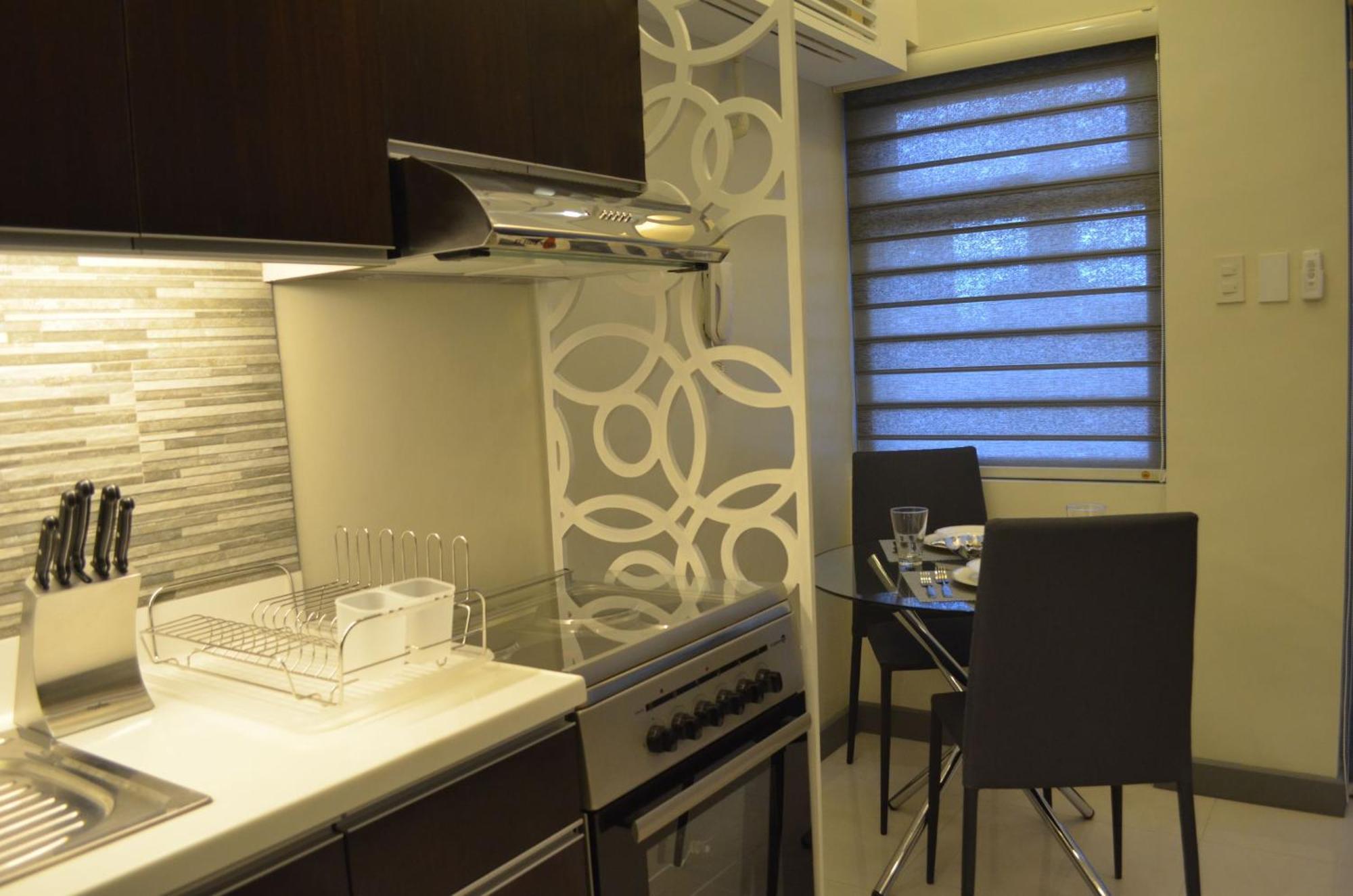 Eton Parkview Manila