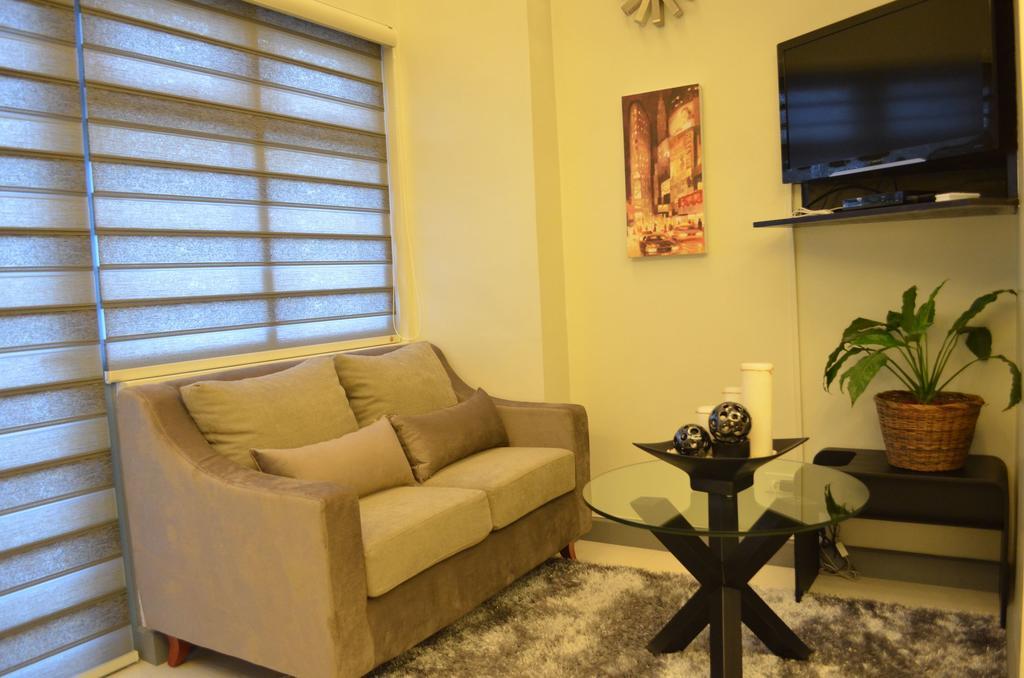 Apartment Eton Parkview Manila