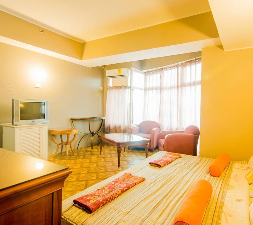Apartment The Providence Tower 2000