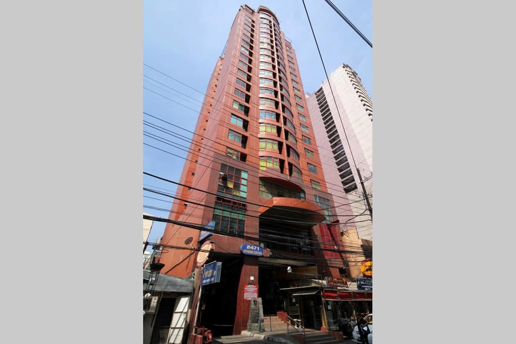 Apartment The Providence Tower 2000