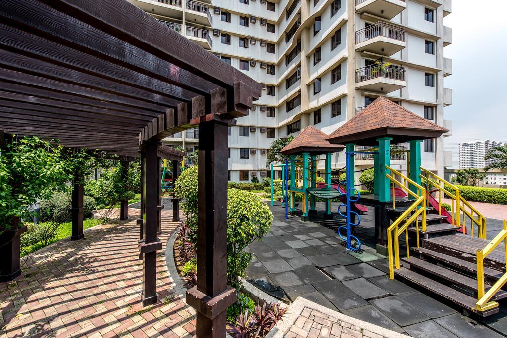 Apartment Cypress Towers Condominium
