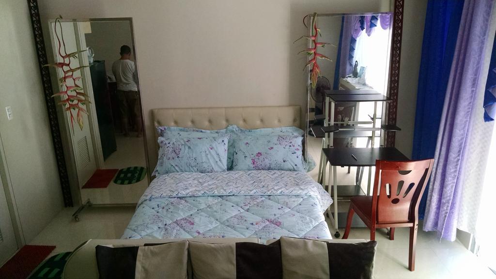 Apartment 3n Palm Tree Villas Manila