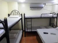 8hostel 2* Manila