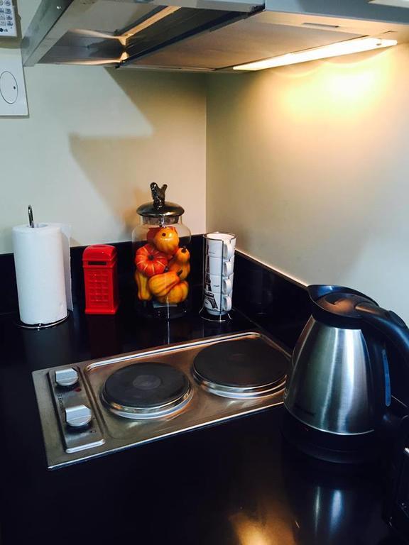 Apartment Rp At Shell Residences Manila