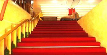 Golden Hotel 3*