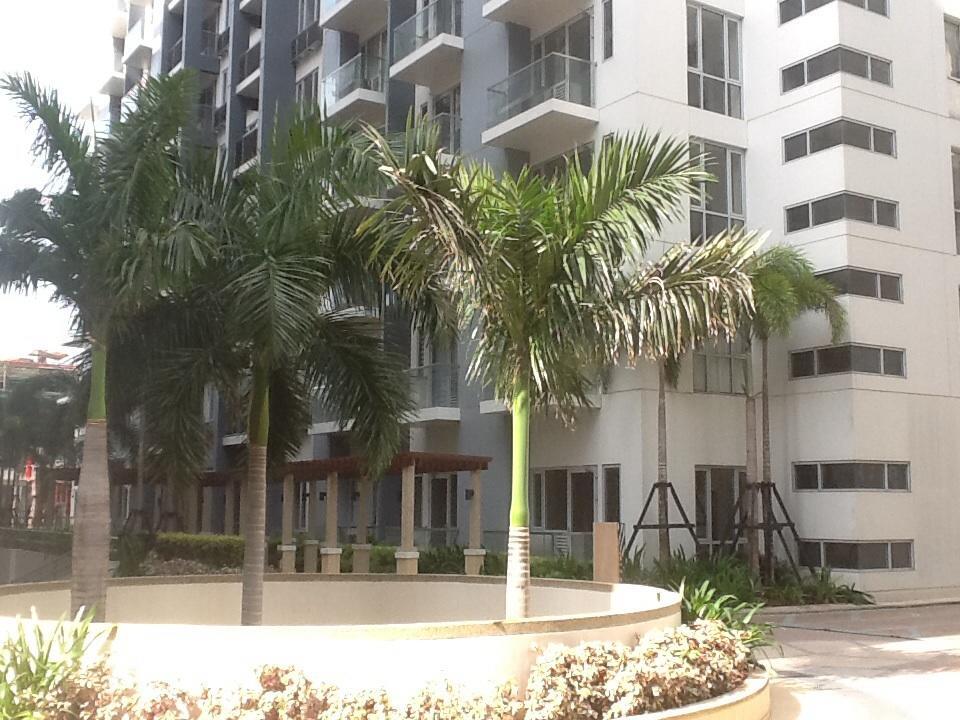 Palm Tree Genlex Apartment *