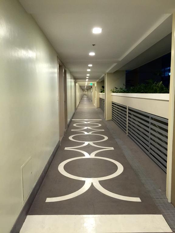 Apartment 150 Newport Boulevard Condo Manila