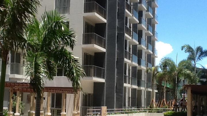 Palm Tree Genlex Apartment *
