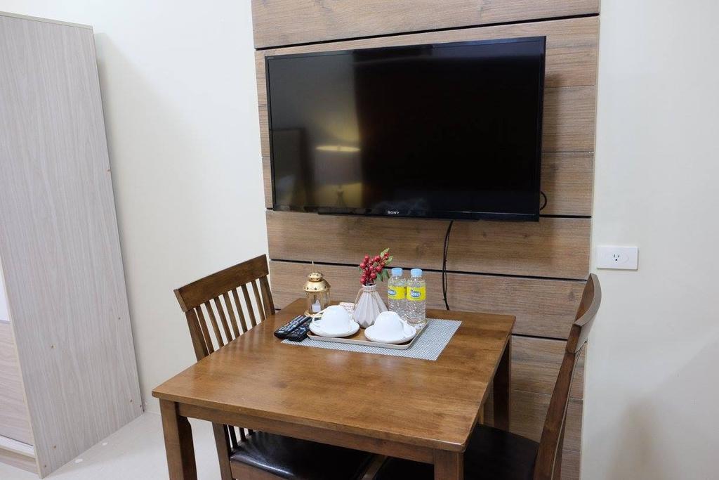 Rp At Shell Residences Apartment