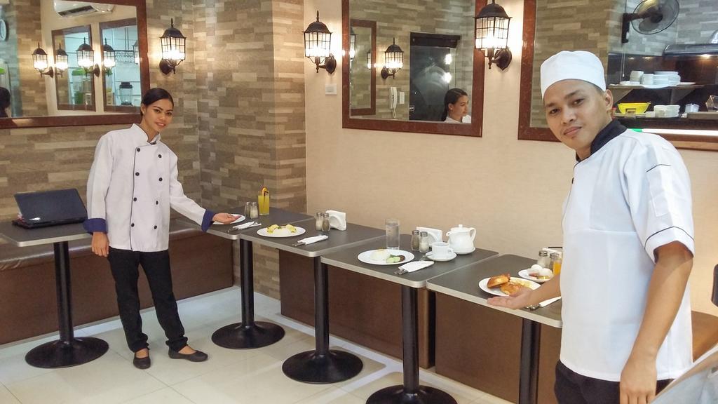 Jmm Aparthotel Manila