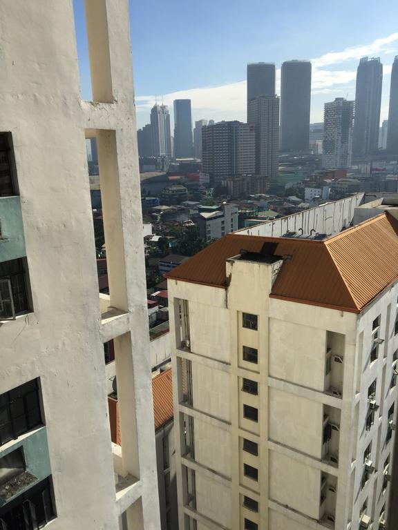 California Garden Square Manila