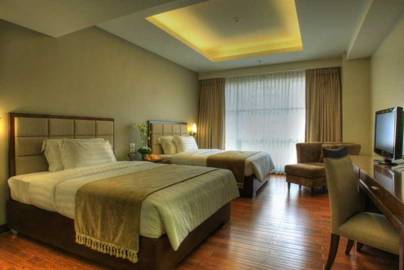 Armada 4*