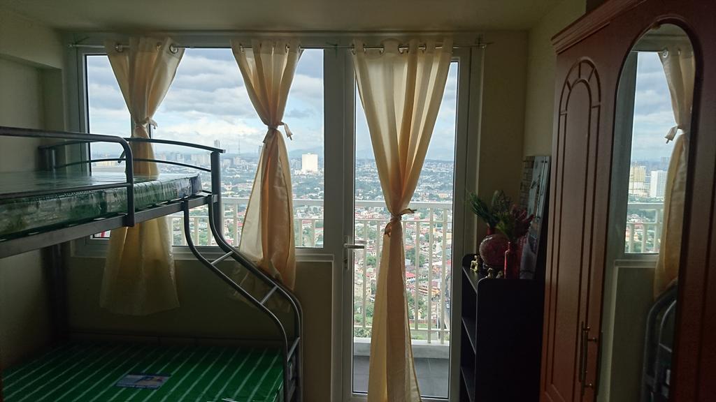Salvador @ Mezza 2 Smdc Residences Apartment *