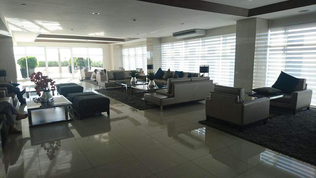 Salvador @ Mezza 2 Smdc Residences Apartment *