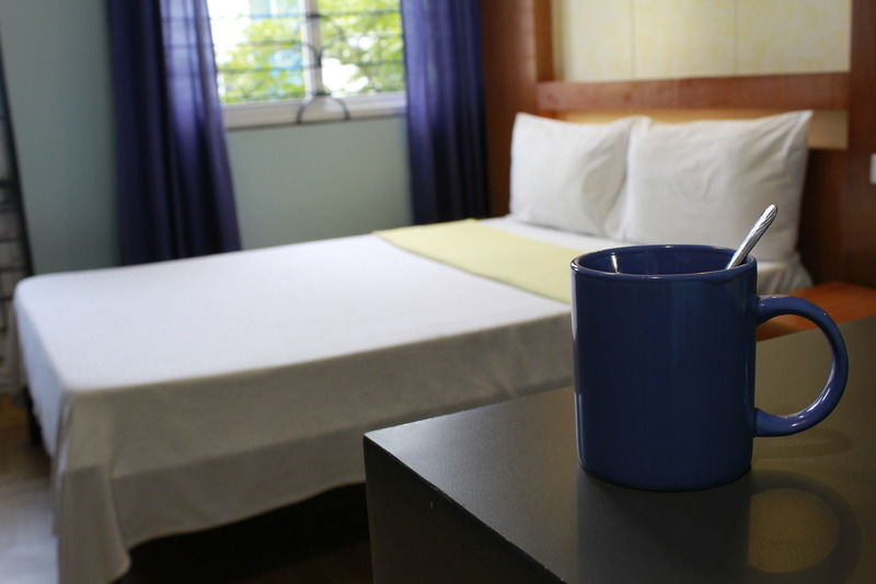 Leesons Residences Hotel 2*