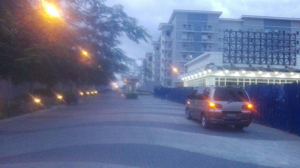 Trees Residences Smdc By Jhoms Manila