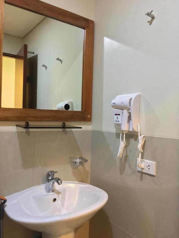 Studio Unit At The Beacon Makati Manila