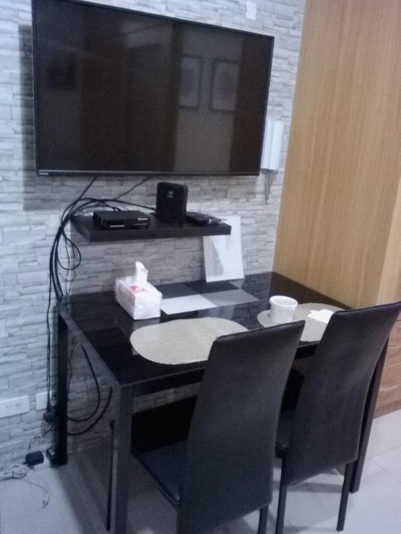 Apartamento At Shell Residences Manila