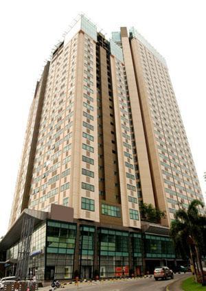 Lee Gardens Condominium Apartment *
