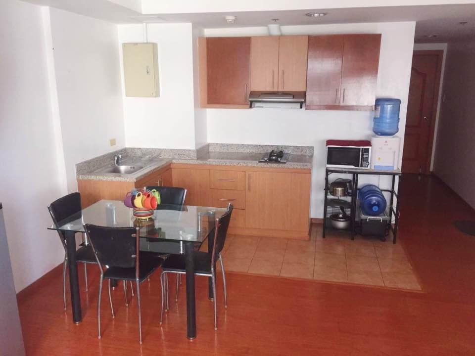 Apartment Lee Gardens Condominium Manila