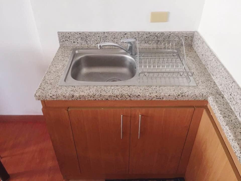 Lee Gardens Condominium Apartment