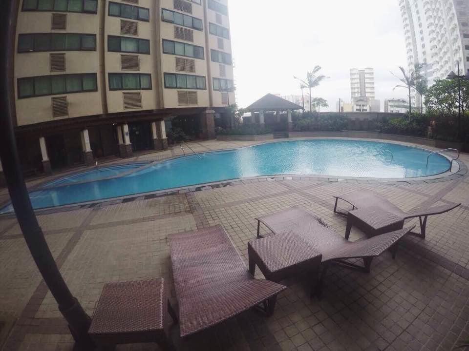 Lee Gardens Condominium *