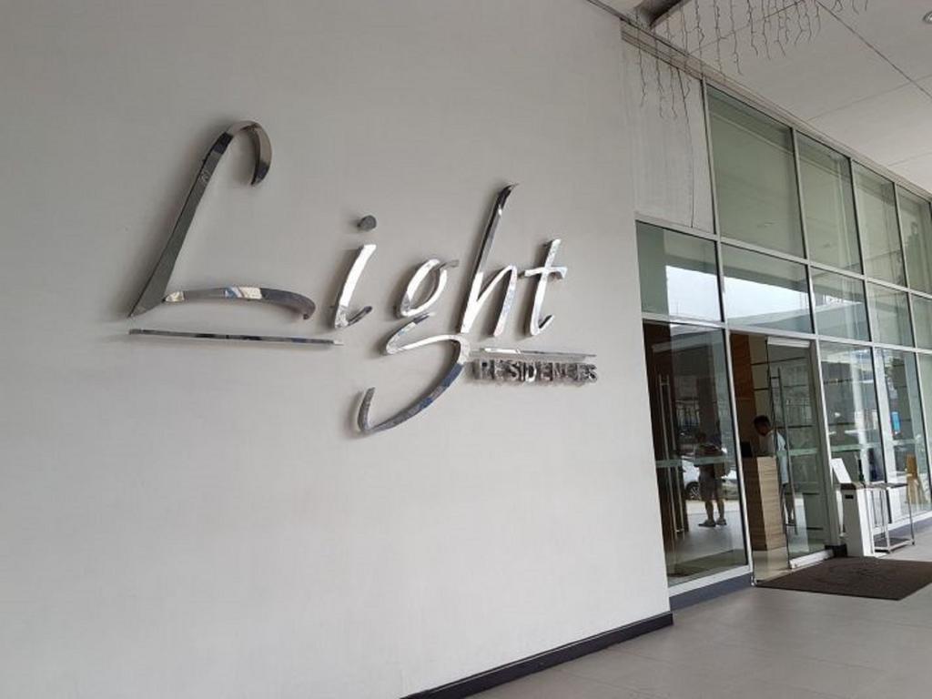 Sm Light - 1br With Balcony Ff Apartment