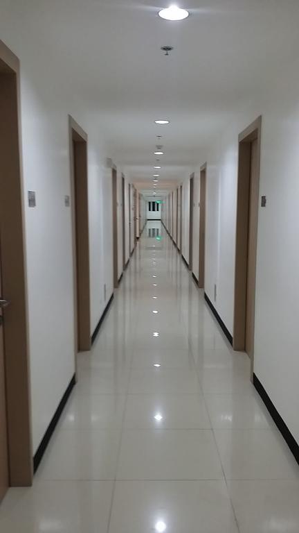 Sm Light - 1br With Balcony Ff Apartment *