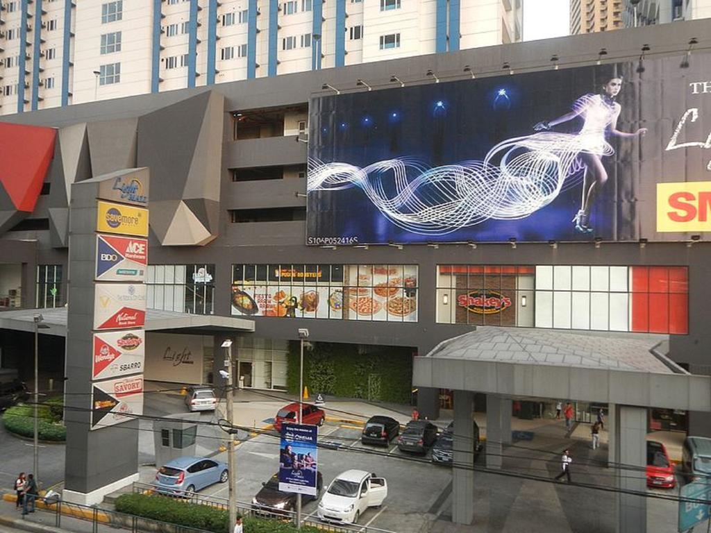 Apartment Sm Light - 1br With Balcony Ff Manila