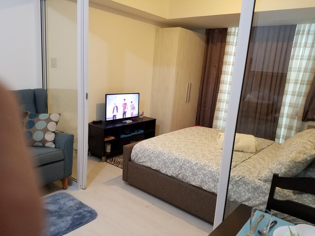 Azure Urban  1 Bedroom Free Parking Apartment *