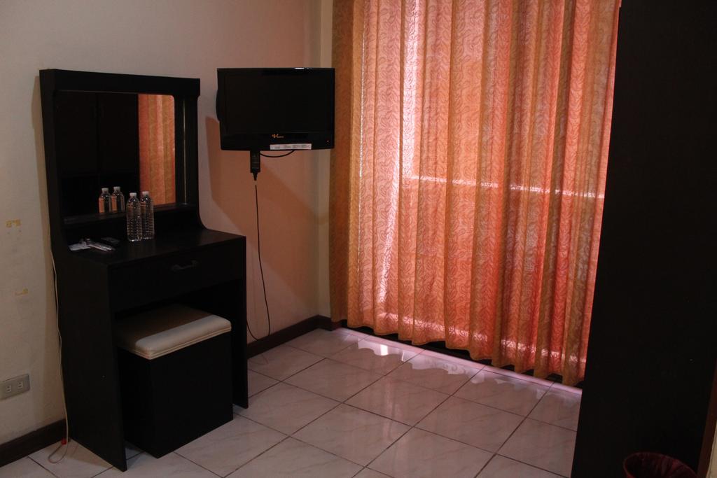 M Hotel 2*